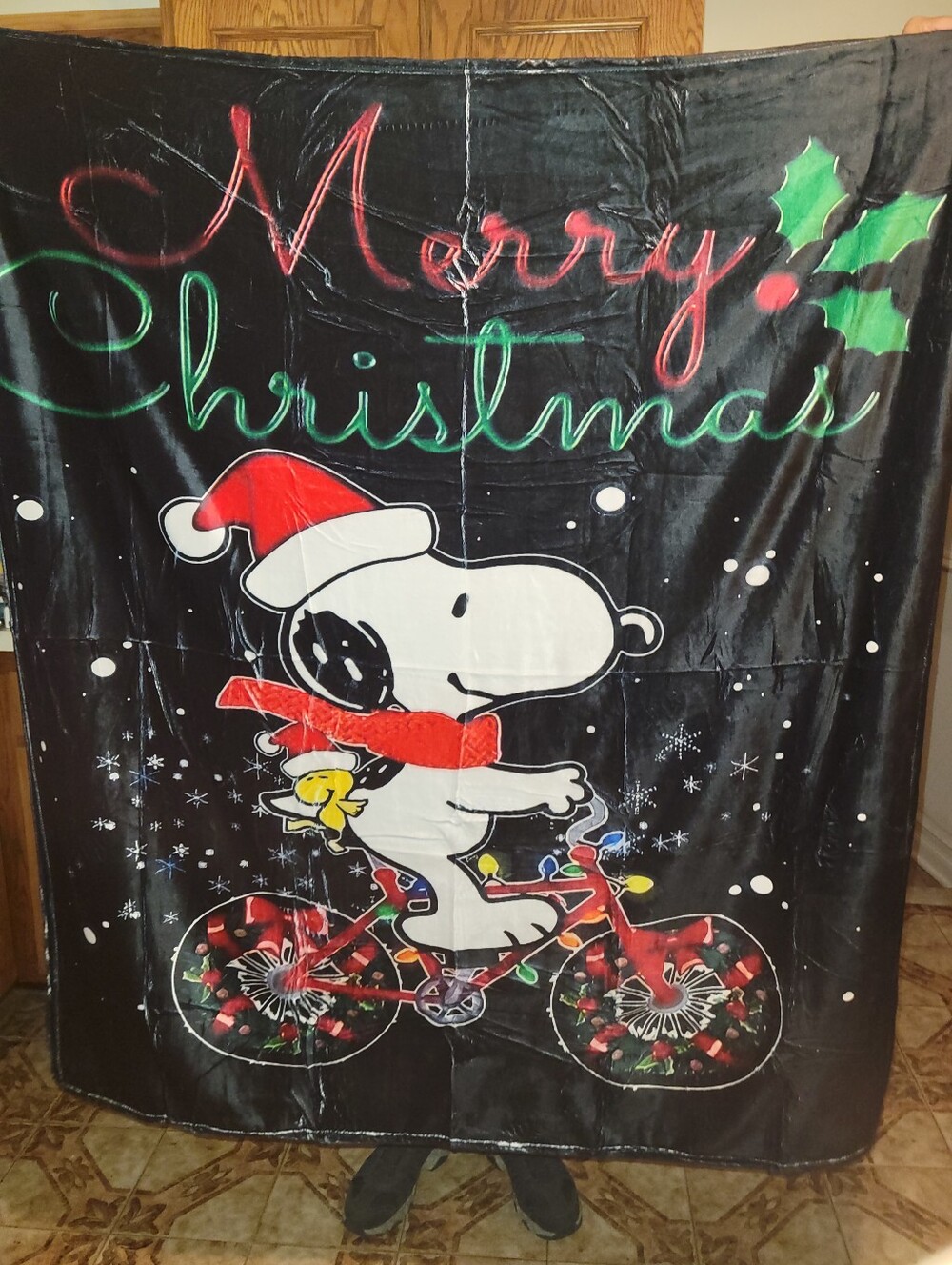 Peanuts Snoopy Merry Christmas Black Holiday Throw Blanket